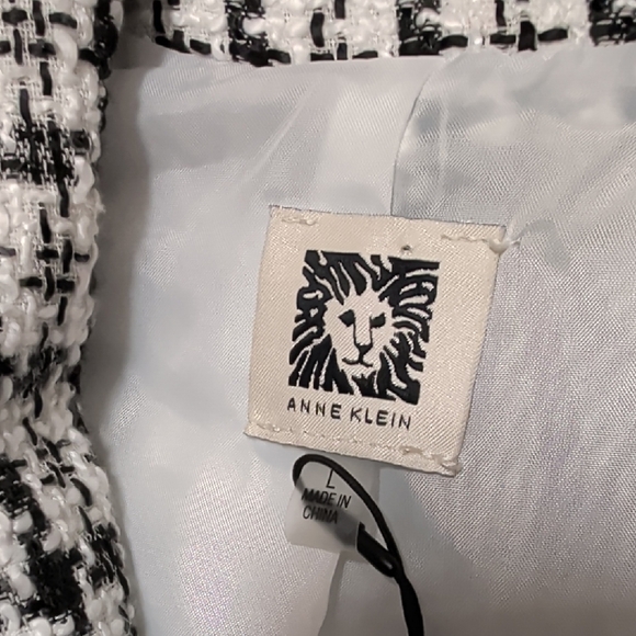 Anne Klein Elegant Black and White Tweed Blazer - Picture 2 of 7